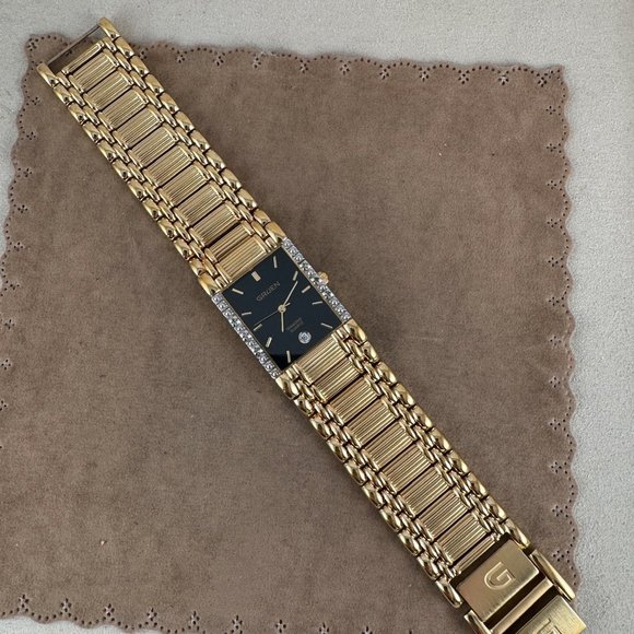 Vintage Gruen Man's 6 Diamond Tank Quartz Watch with Date at 6 - Picture 3 of 9